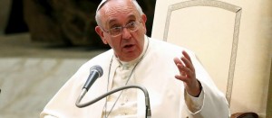 Pope Francis talks during a special audience with nuns of Rome's diocese in Paul VI hall at the Vatican May 16, 2015. REUTERS/Tony Gentile