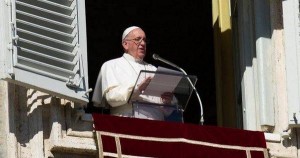 1. Papa-Francesco-Angelus-