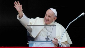 SS. Francesco - Piazza San Pietro - Angelus - 21-08-2021